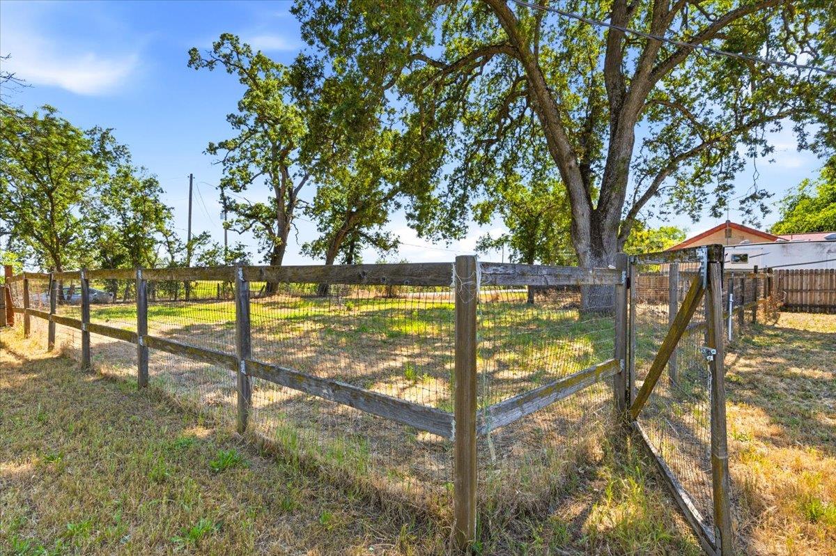 320 West Wise Road Lincoln, CA 95648 - Photo 8 of 37