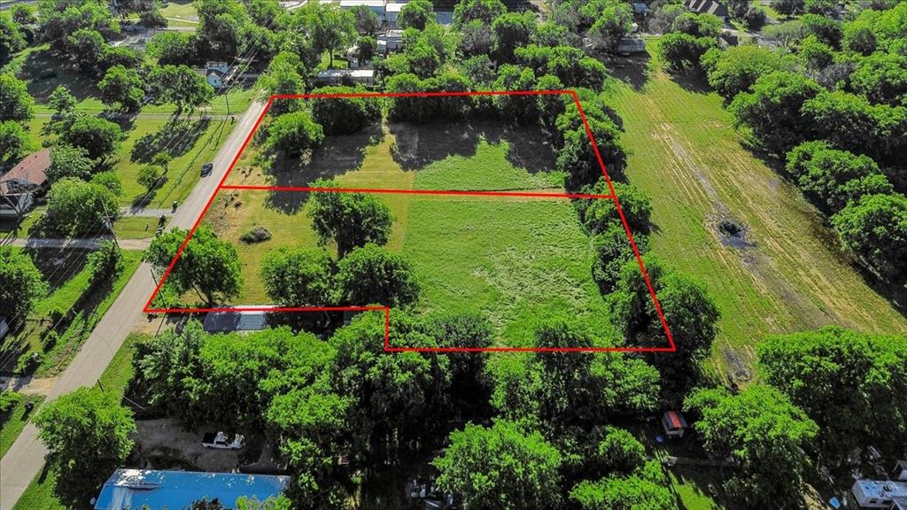 Tbd Central Avenue Newark, TX 76071 - Photo 18 of 34 a view of statue in the garden