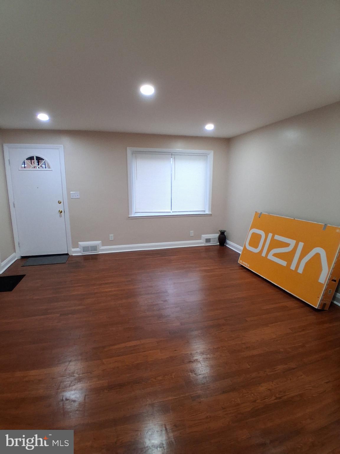 1575 Stonewood Road Baltimore, MD 21239 - Photo 2 of 5