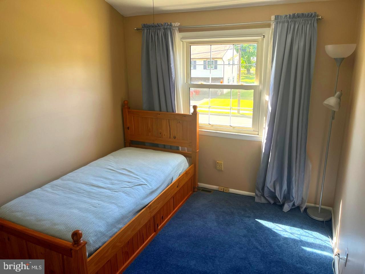 117 Knox Boulevard Marlton, NJ 08053 - Photo 15 of 21 a bedroom with a bed and a window