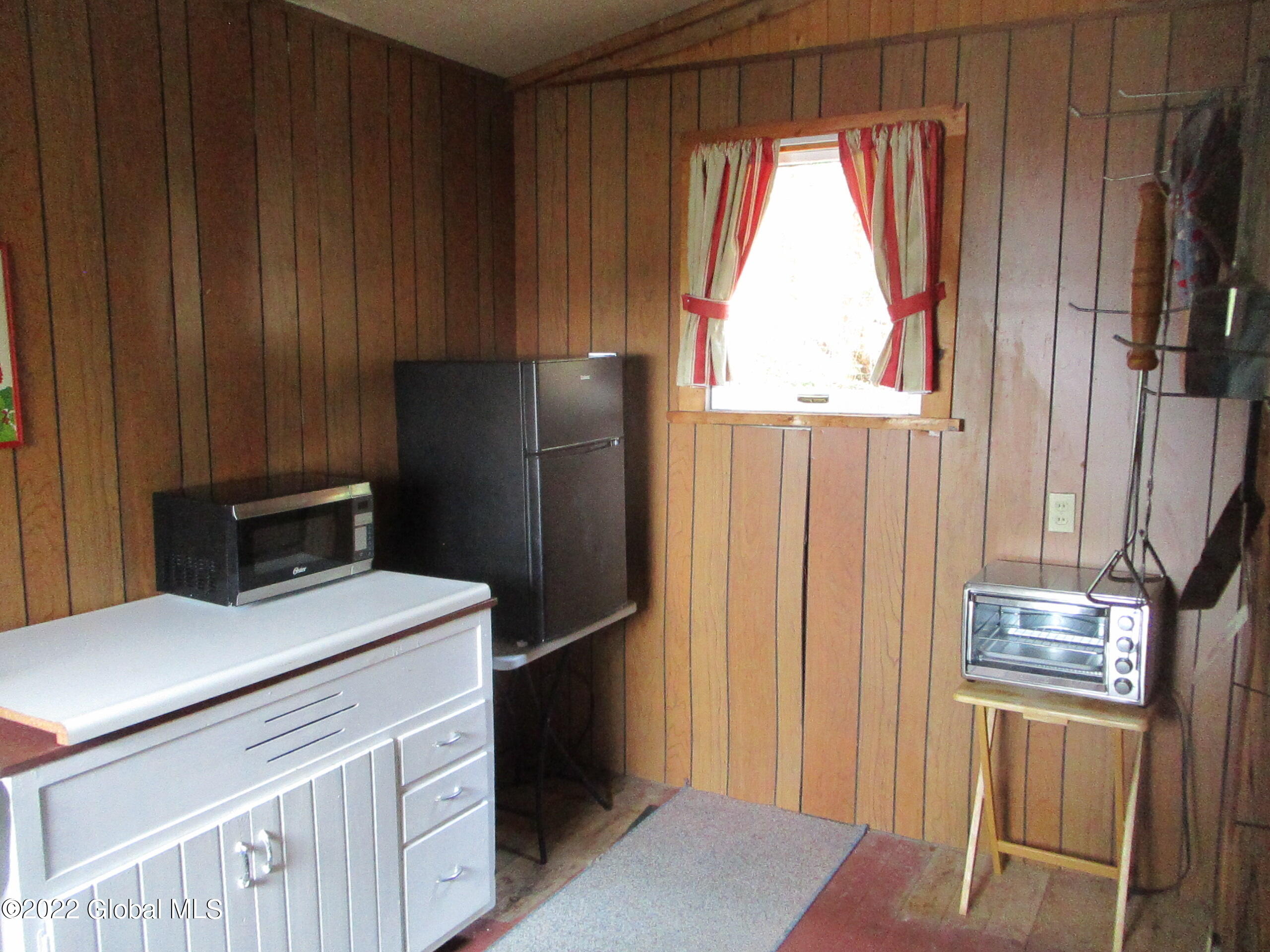 719 Lake Desolation Road Providence, NY 12850 - Photo 34 of 51 33 Kitchen
