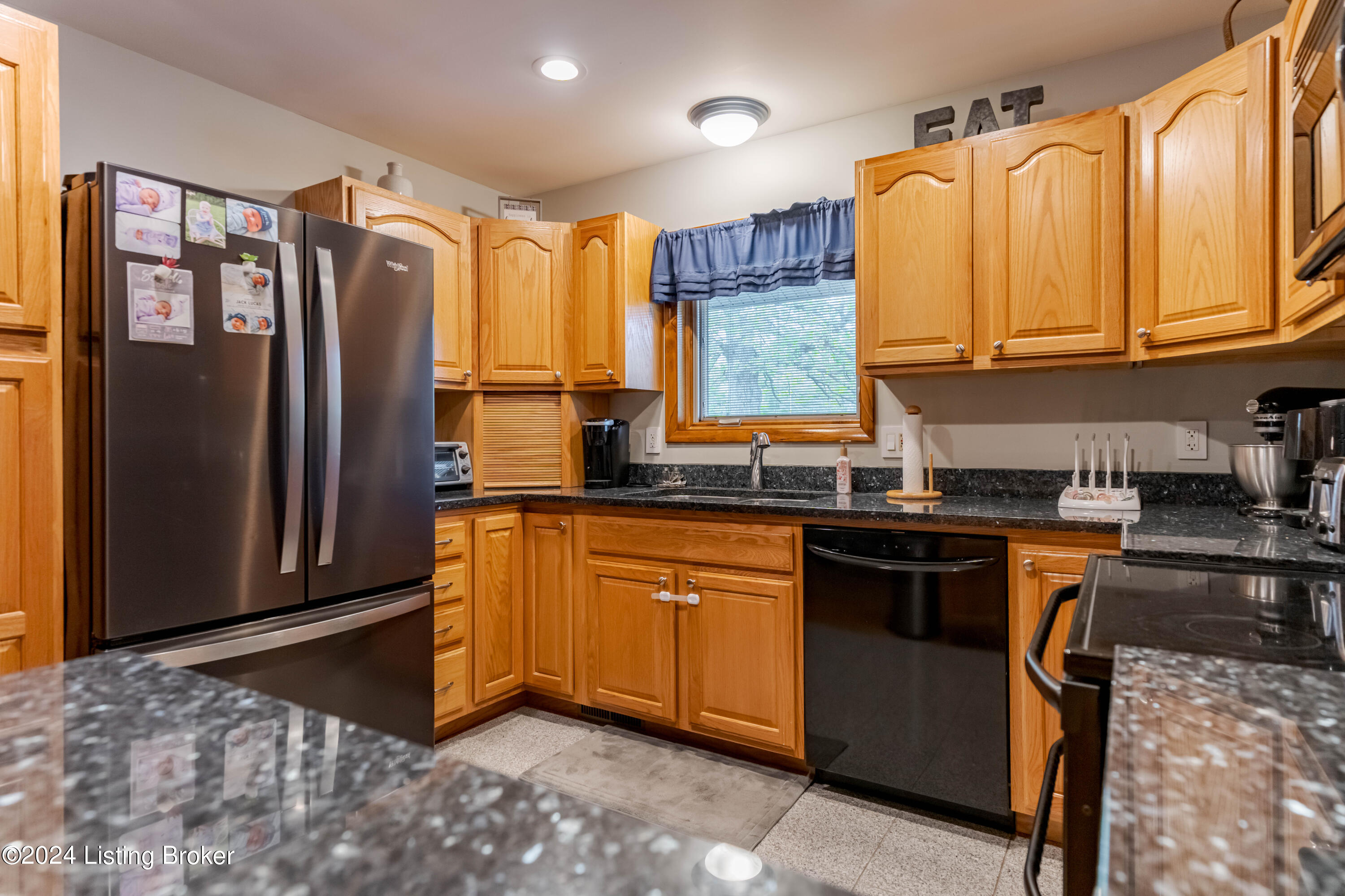 9881 Waddy Road Waddy, KY 40076 - Photo 16 of 80 DSC05318