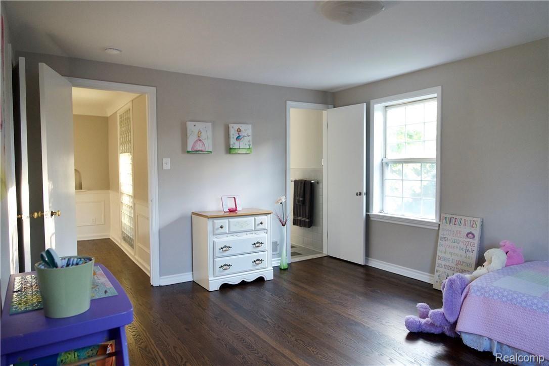 803 Pemberton Road Grosse Pointe, MI 48230 - Photo 32 of 55 DO1010251.JPEG