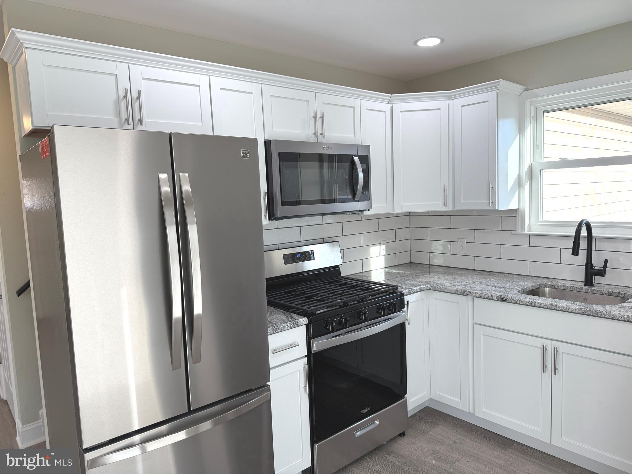 802 Logan Avenue Croydon, PA 19021 - Photo 11 of 27 Gallery Image 11