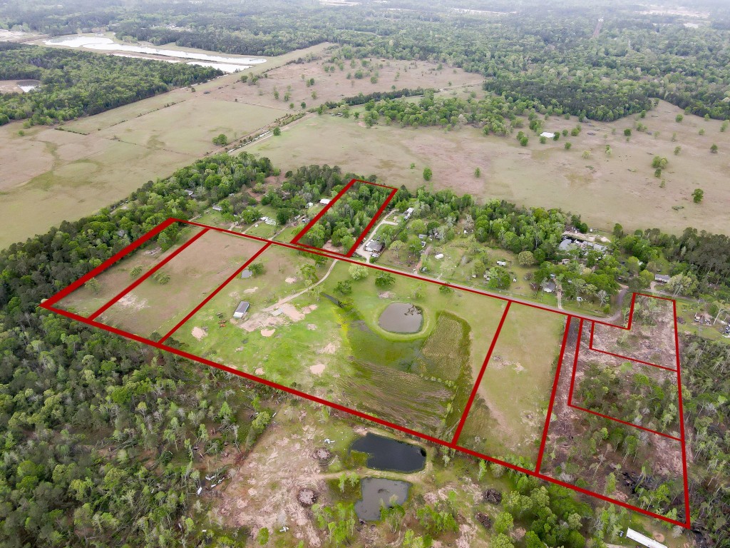 Tract 1-pt Lot 15 Tract 1-pt Road Conroe, TX 77302 - Photo 10 of 15 a view of an outdoor space with a lake view