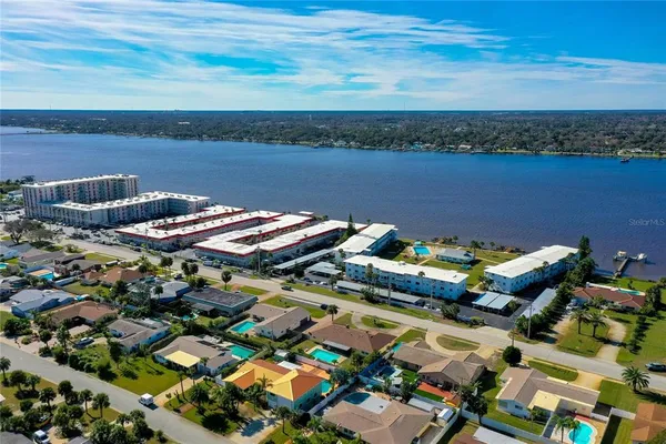 $128,900 | 2711 North Halifax Avenue, Unit 370, Daytona Beach, FL 32118