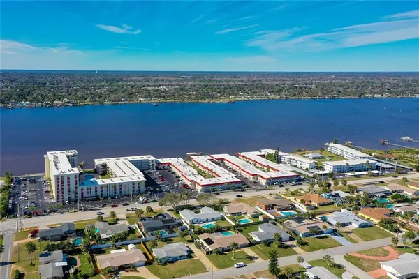 $128,900 | 2711 North Halifax Avenue, Unit 370, Daytona Beach, FL 32118