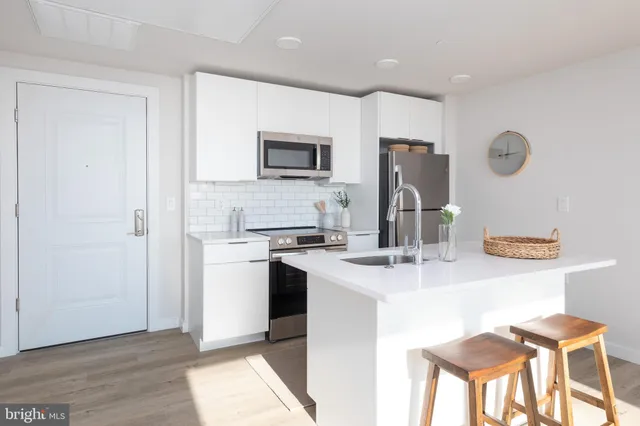 $1,890 | 1130 North Delaware Avenue, Unit 320, Philadelphia, PA 19125