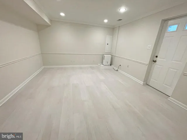 a view of empty room