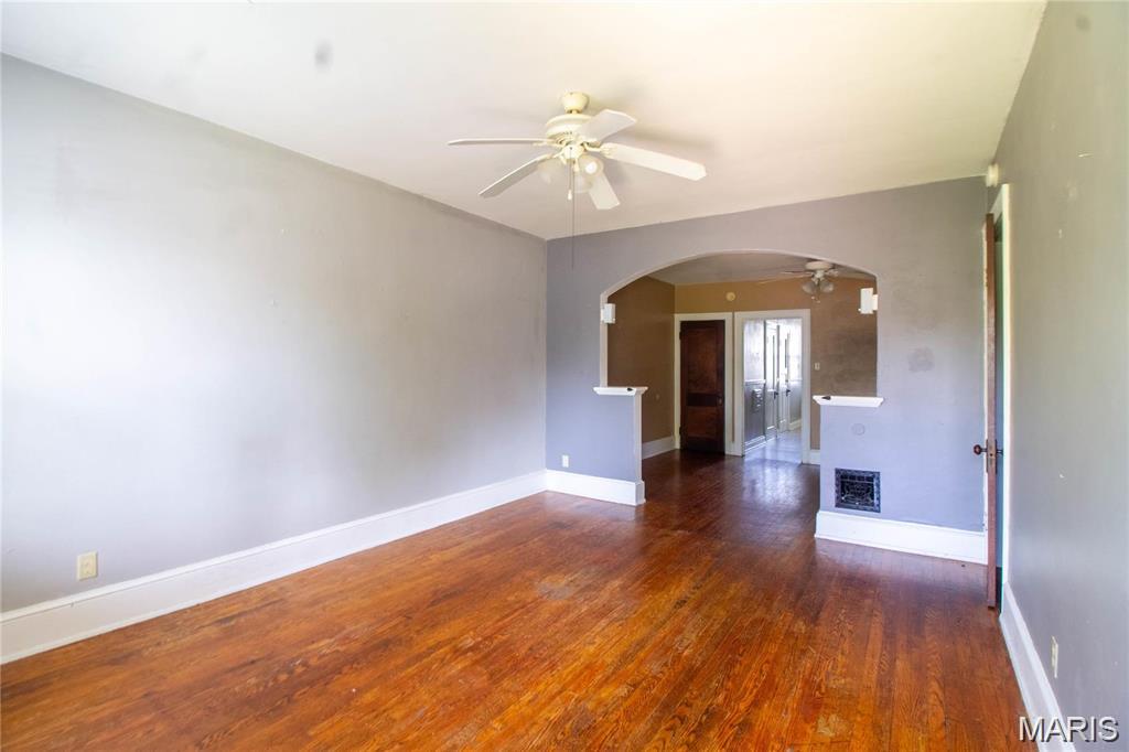 3927 Tholozan Avenue, Unit 2W St. Louis, MO 63116 - Photo 1 of 8