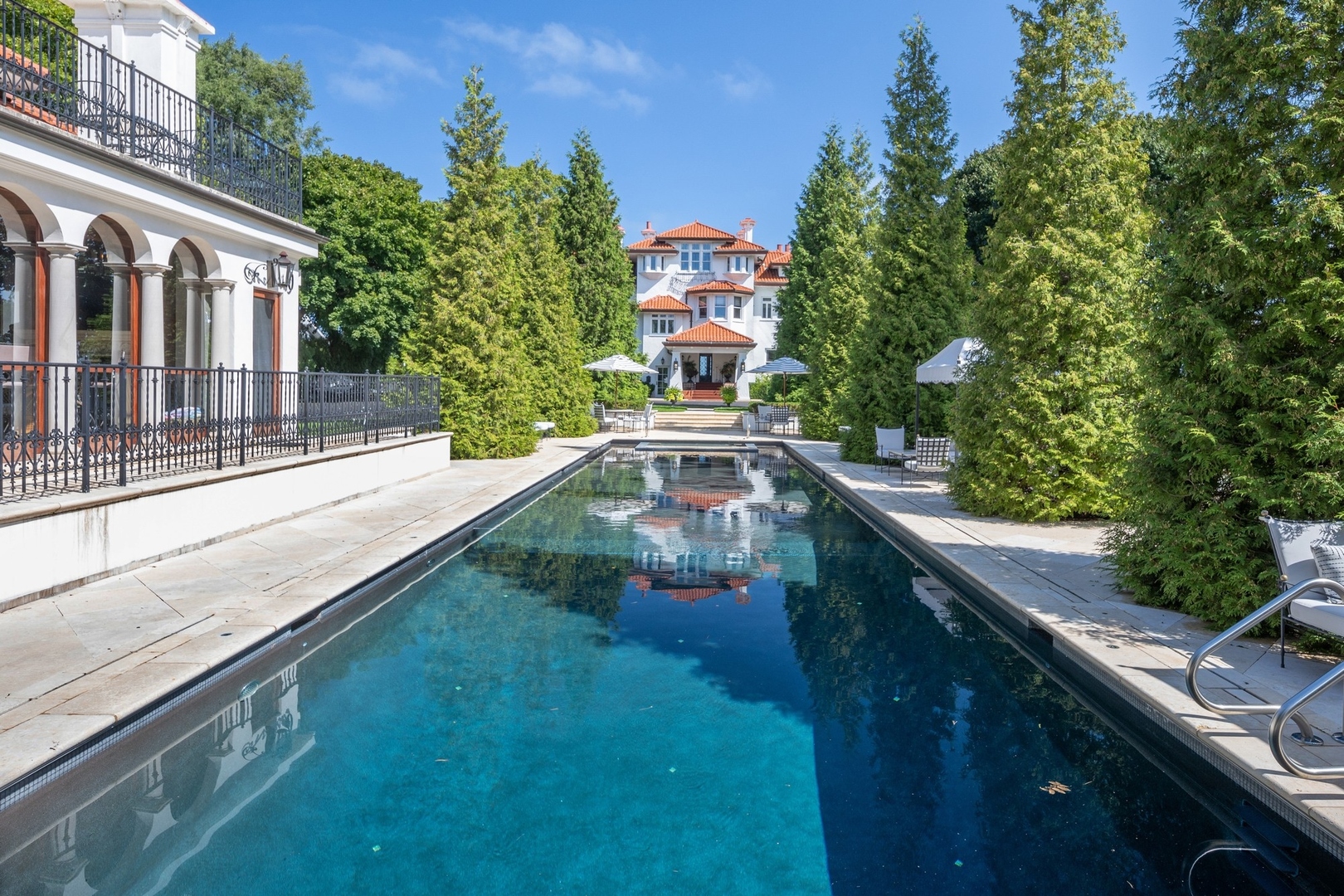445 Sheridan Road Winnetka, IL 60093 - Photo 2 of 74 a view of a balcony with yard