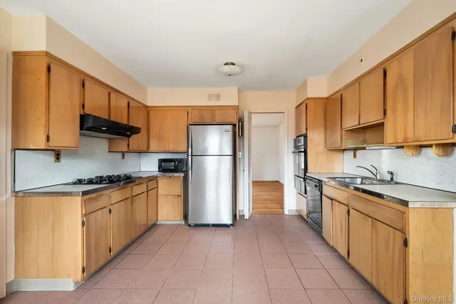 $850,000 | 705 Ardsley Road, Scarsdale, NY 10583