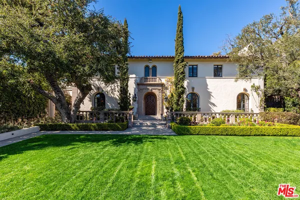$17,000,000 | 501 South Hudson Avenue, Los Angeles, CA 90020