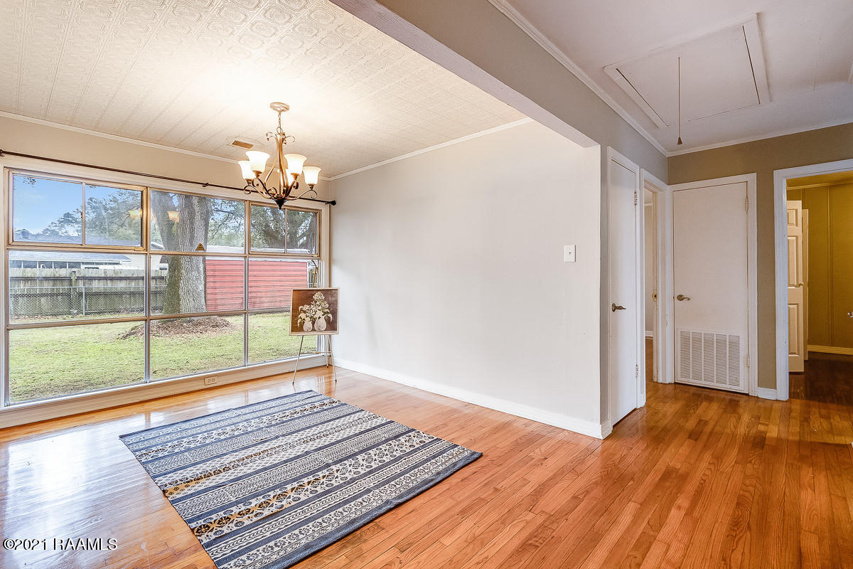 220 Attakapas Road Lafayette, LA 70501 - Photo 13 of 15 220 Attakapas Rd-12