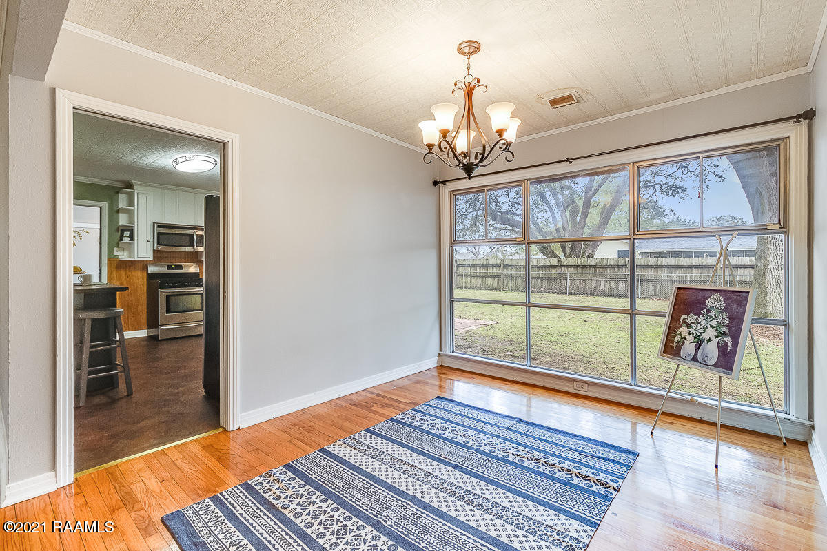 220 Attakapas Road Lafayette, LA 70501 - Photo 2 of 15 220 Attakapas Rd-1