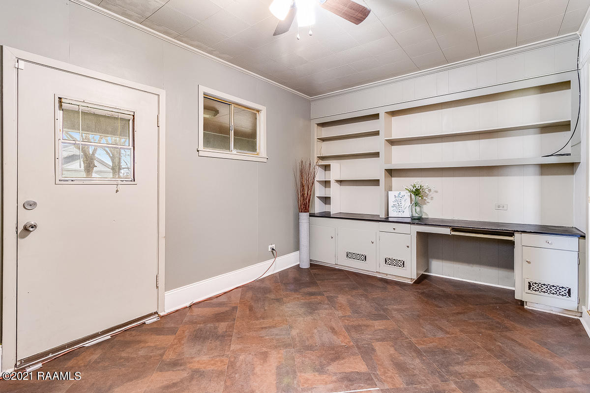 220 Attakapas Road Lafayette, LA 70501 - Photo 8 of 15 220 Attakapas Rd-7