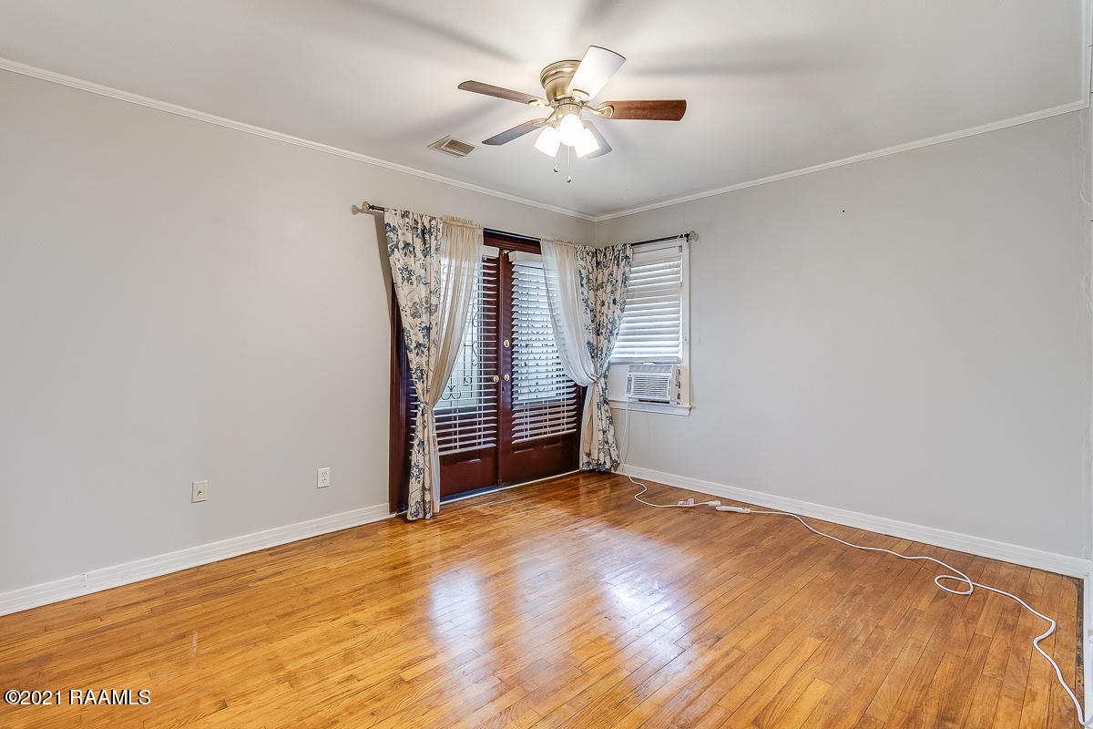 220 Attakapas Road Lafayette, LA 70501 - Photo 10 of 15 220 Attakapas Rd-9