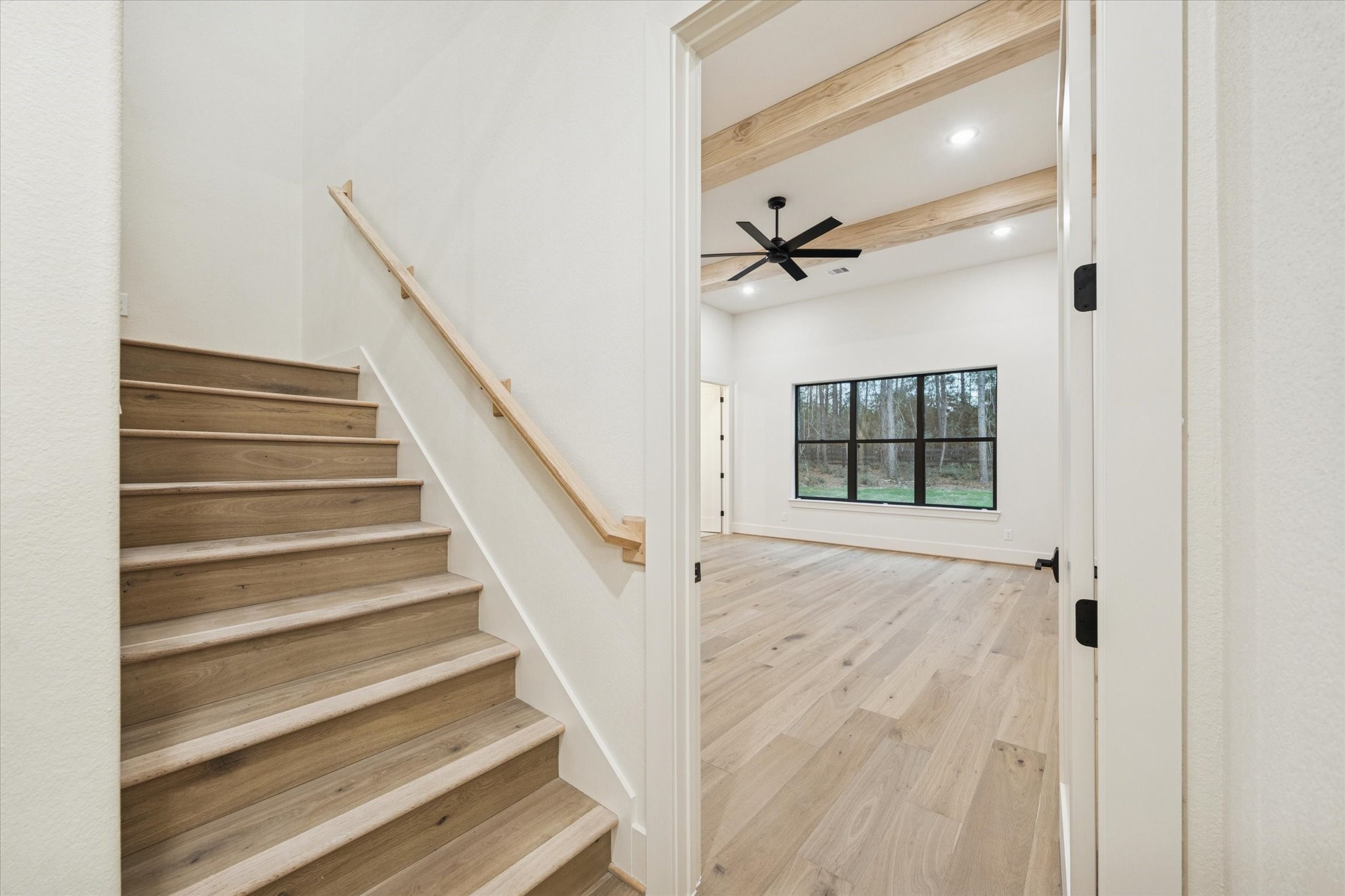 25179 Balmorhea Way Montgomery, TX 77316 - Photo 15 of 40 a view of an entryway