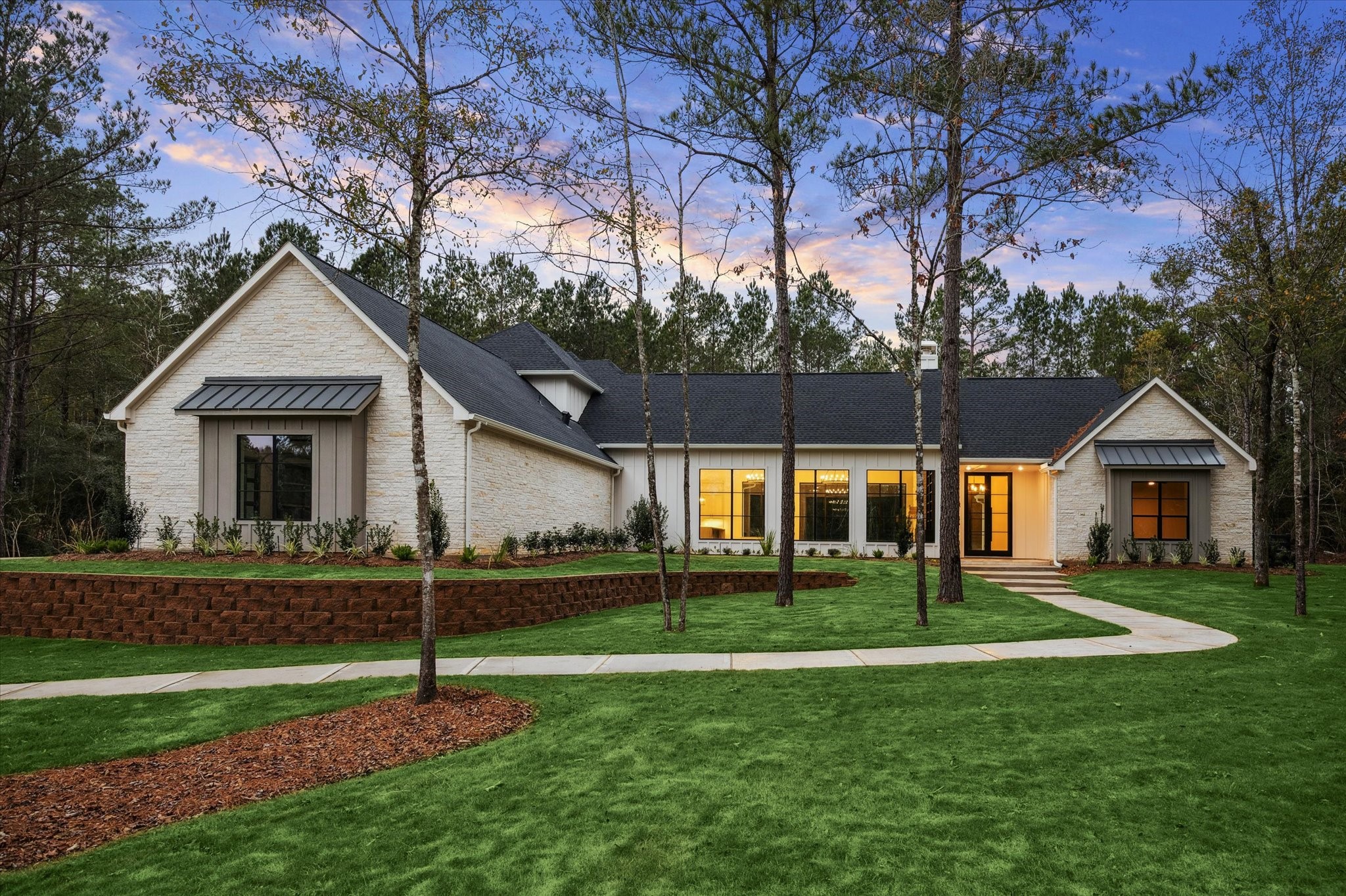 25179 Balmorhea Way Montgomery, TX 77316 - Photo 3 of 40 a front view of house with yard and green space