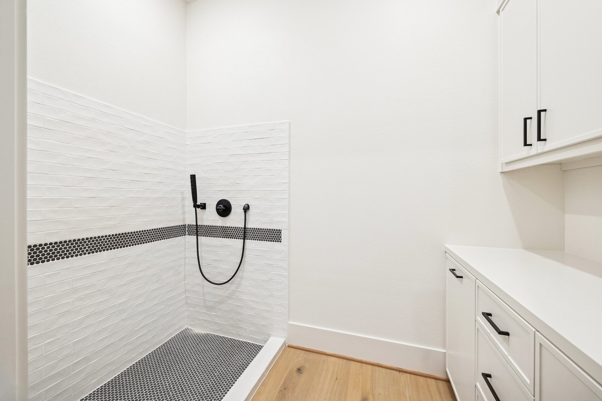 25179 Balmorhea Way Montgomery, TX 77316 - Photo 34 of 40 a bathroom with a shower