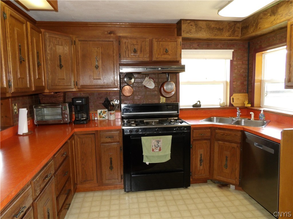 421 Cortland Road Dryden, NY 13068 - Photo 15 of 50 Kitchen