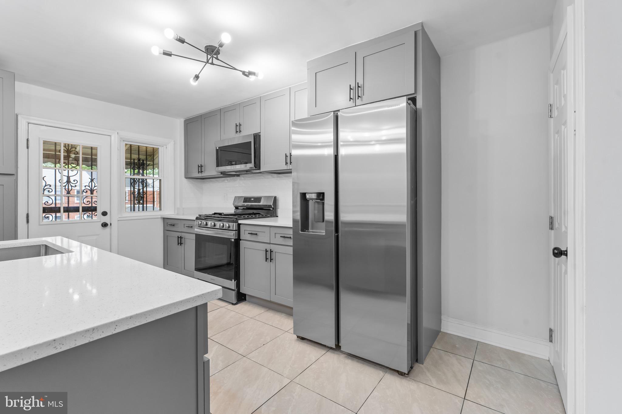 1632 Lochwood Road Baltimore, MD 21218 - Photo 13 of 46 Gallery Image 13