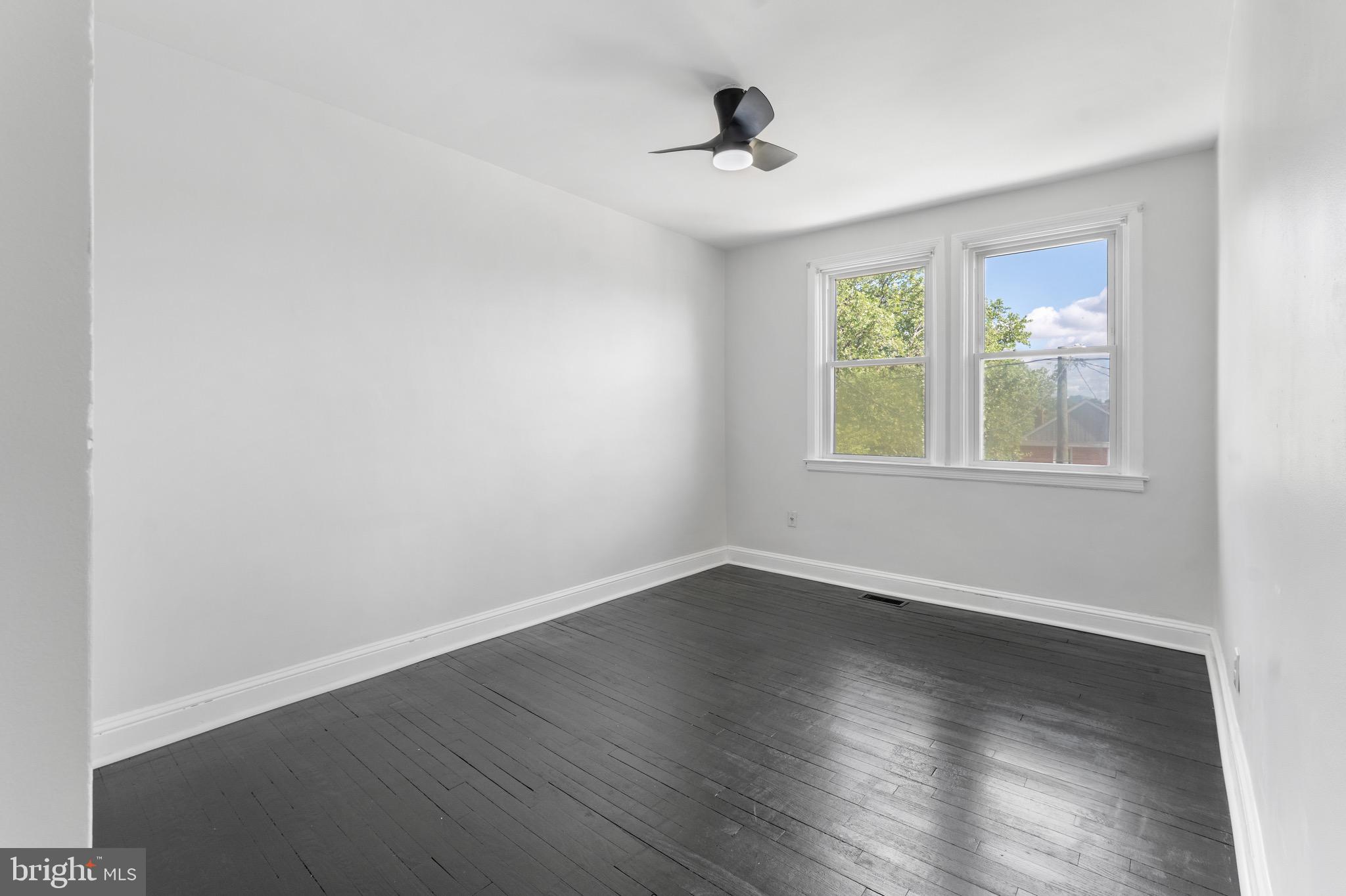 1632 Lochwood Road Baltimore, MD 21218 - Photo 16 of 46 Gallery Image 16