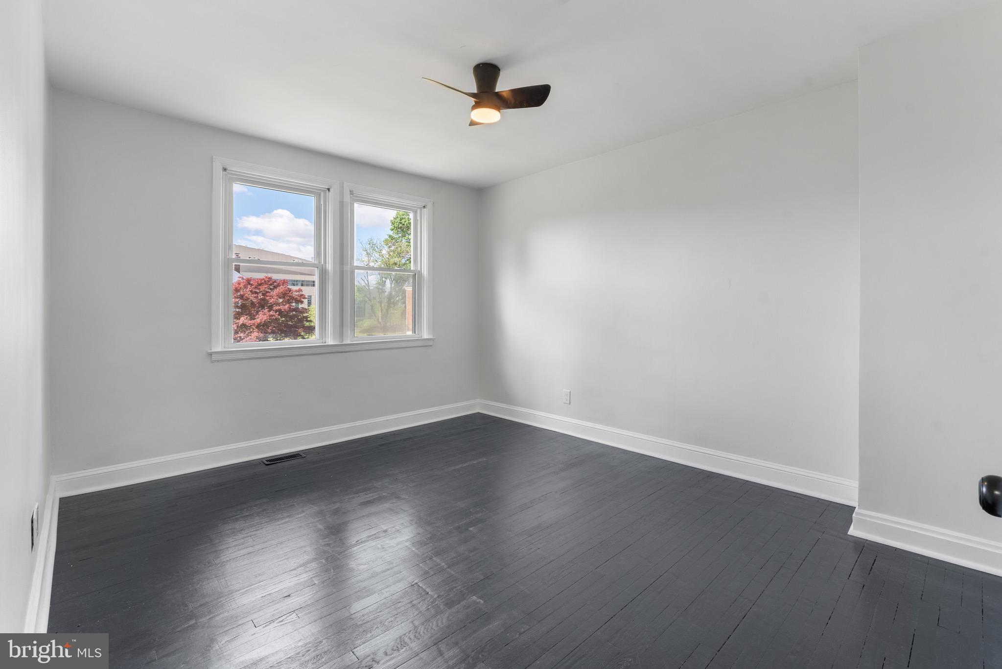 1632 Lochwood Road Baltimore, MD 21218 - Photo 18 of 46 Gallery Image 18