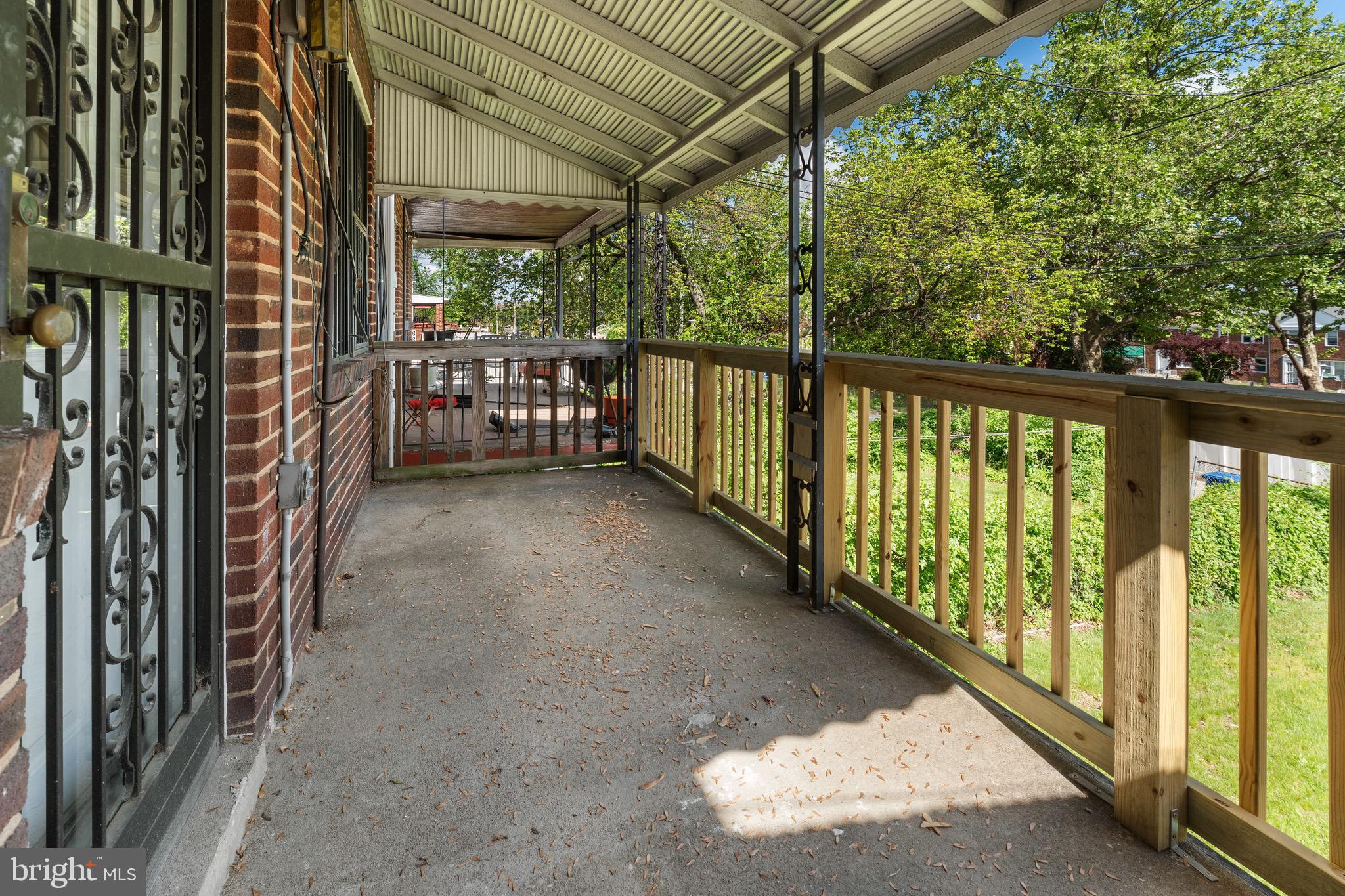 1632 Lochwood Road Baltimore, MD 21218 - Photo 32 of 46 Rear Deck