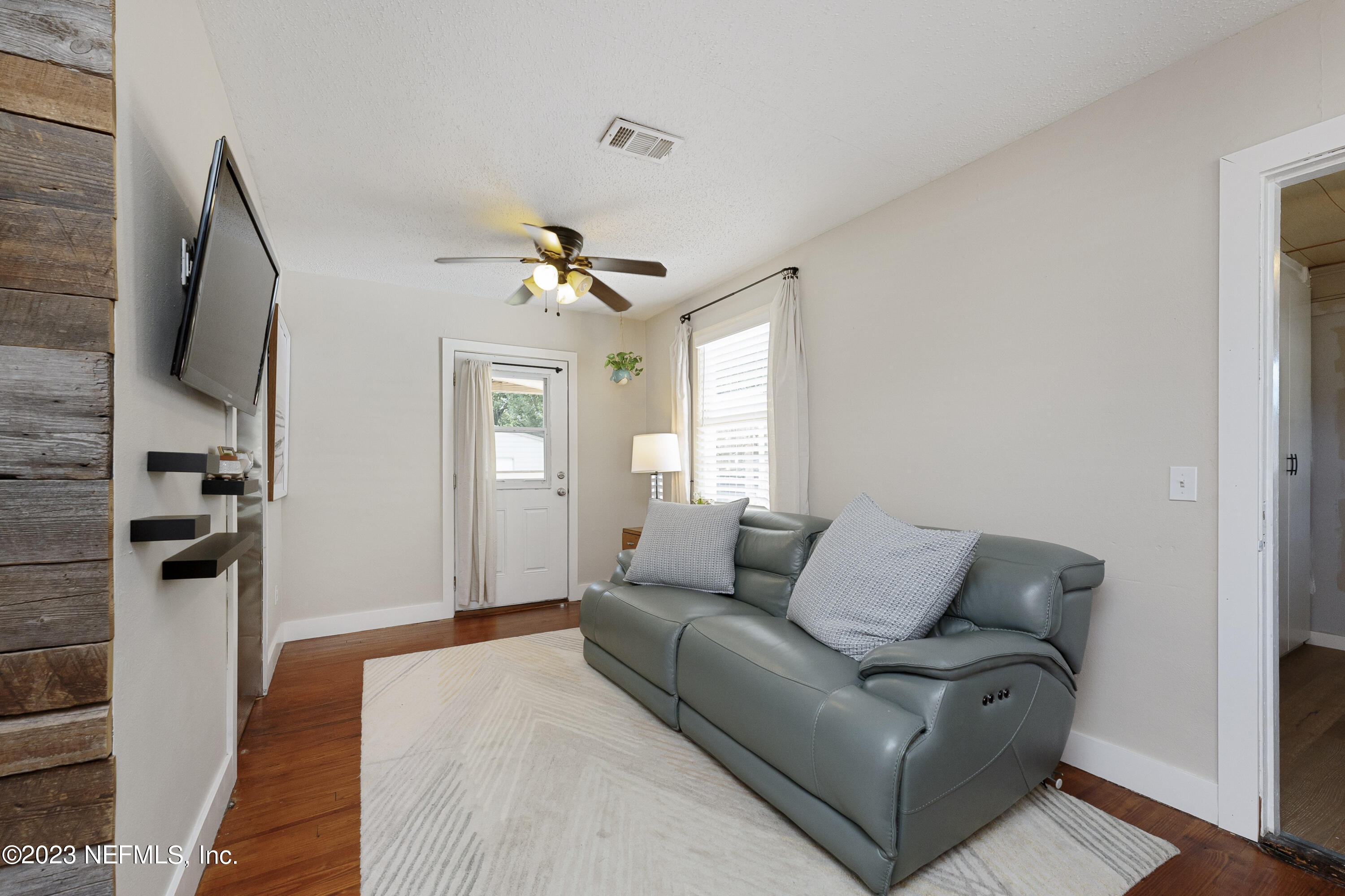 9982 Jeanette Road Jacksonville, FL 32246 - Photo 6 of 30 9982 Jeanette Rd Edit-5