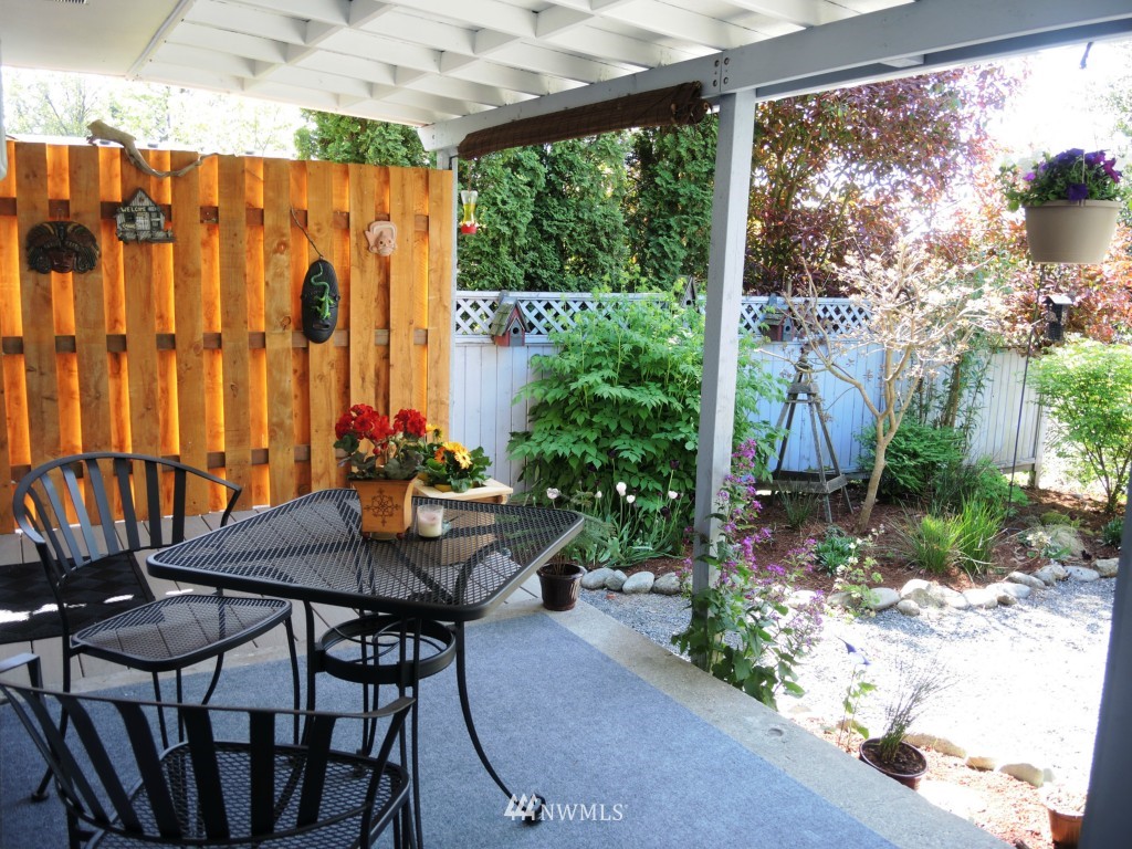 23828 7th Avenue West Bothell, WA 98021 - Photo 11 of 25 Gallery Image 11
