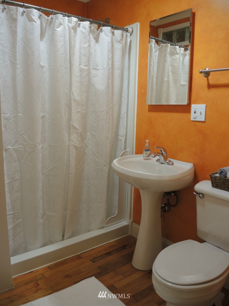 23828 7th Avenue West Bothell, WA 98021 - Photo 17 of 25 Gallery Image 17