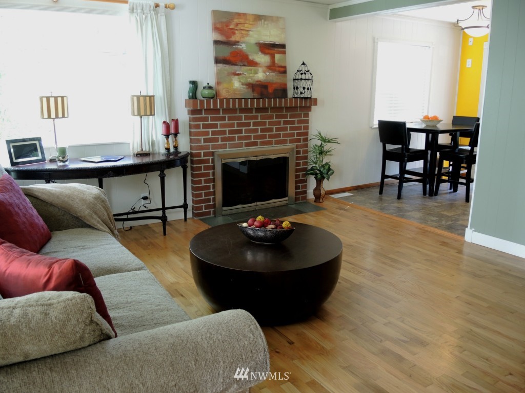 23828 7th Avenue West Bothell, WA 98021 - Photo 7 of 25 Gallery Image 7