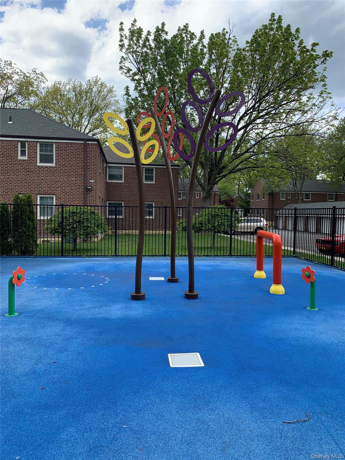 61-15 251st Street, Unit 1100 Queens, NY 11362 - Photo 16 of 17 View of water park