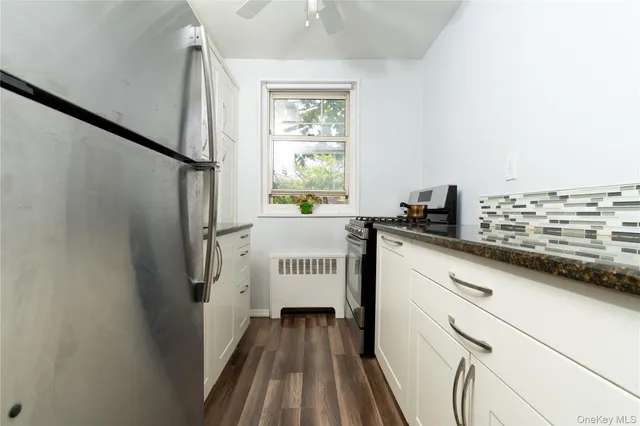 $275,000 | 61-15 251st Street, Unit 1100 | Little Neck