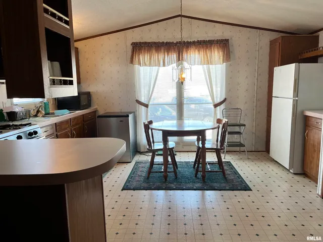 $27,000 | 1515 North Lincoln Avenue, Unit 14, Springfield, IL 62702