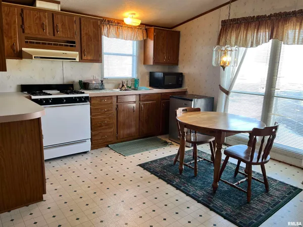 $27,000 | 1515 North Lincoln Avenue, Unit 14, Springfield, IL 62702