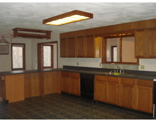 57 South Road Pepperell, MA 01463 - Photo 3 of 10 Gallery Image 3