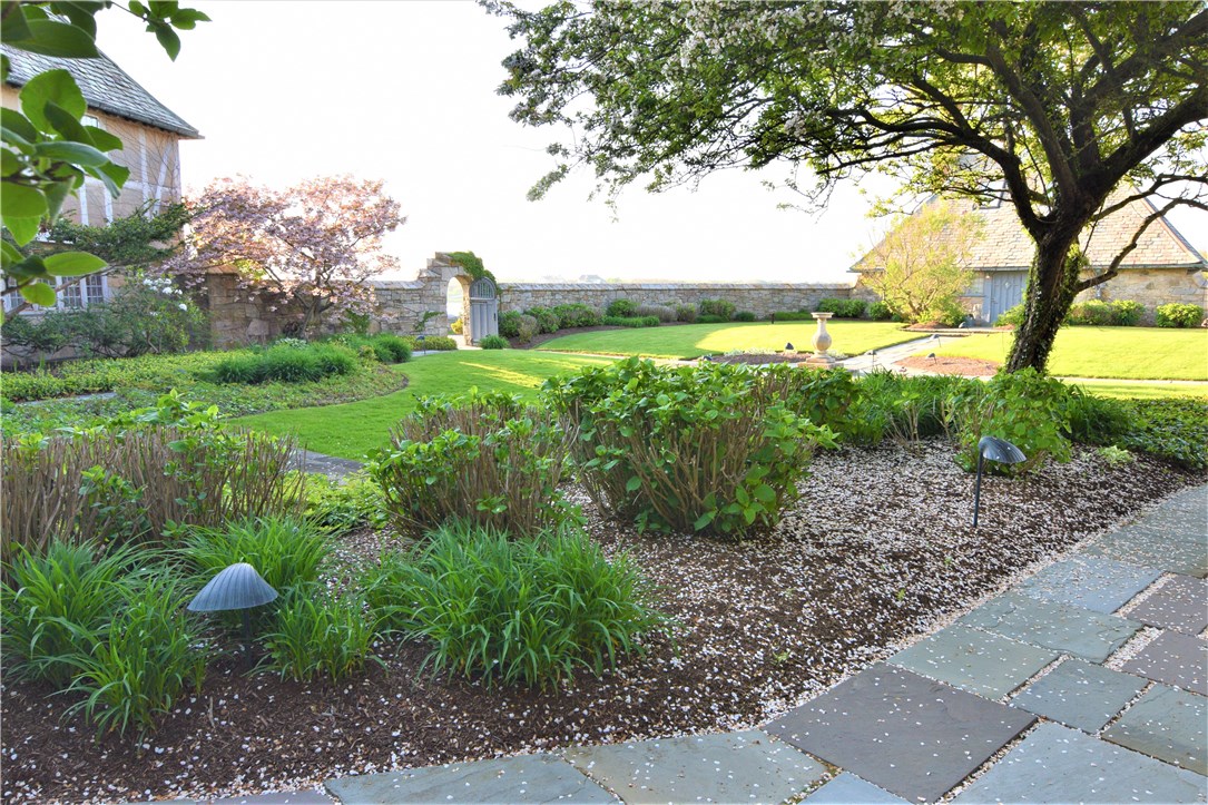 61 Ledge Road, Unit J Newport, RI 02840 - Photo 30 of 36