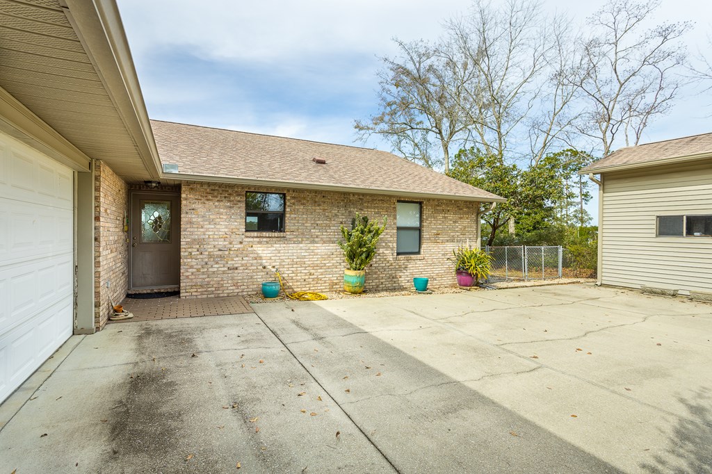 556 River Road Carrabelle, FL 32322 - Photo 7 of 63 Gallery Image 7