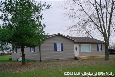 1386 South St Road Marengo, IN 47140 - Photo 2 of 3