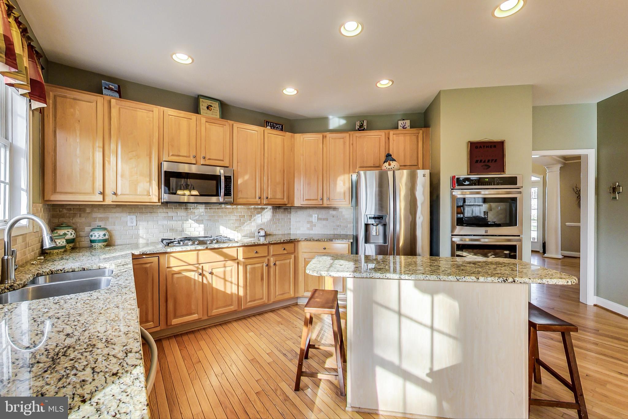 2920 New Rover Road West Friendship, MD 21794 - Photo 13 of 76 Kitchen with Island