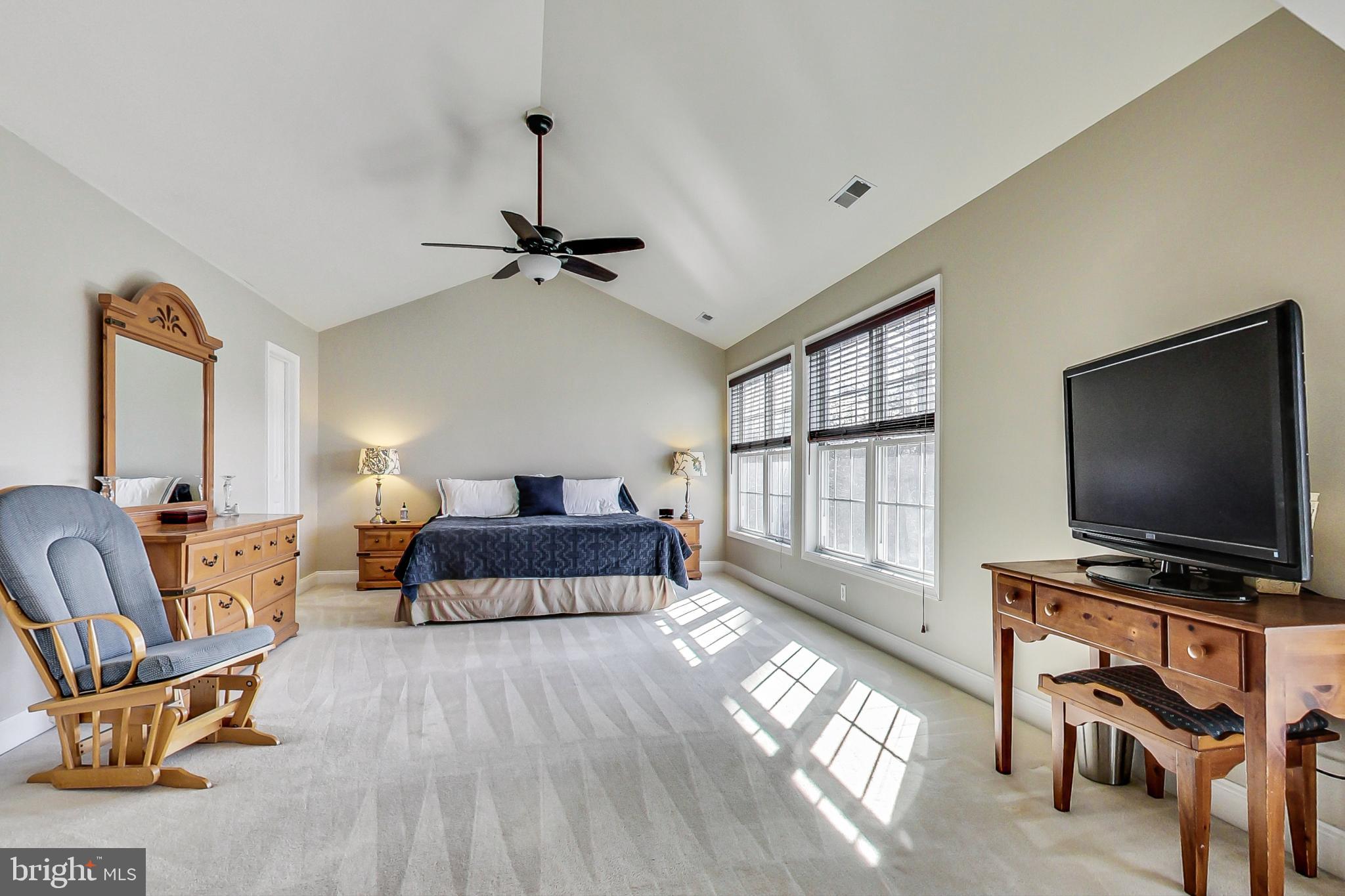 2920 New Rover Road West Friendship, MD 21794 - Photo 28 of 76 Primary bedroom