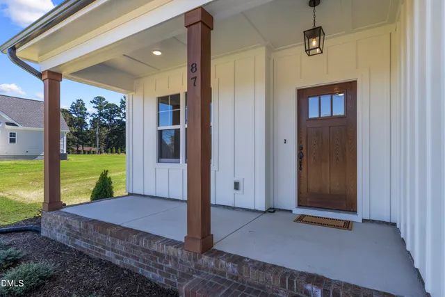 a view of an entryway door