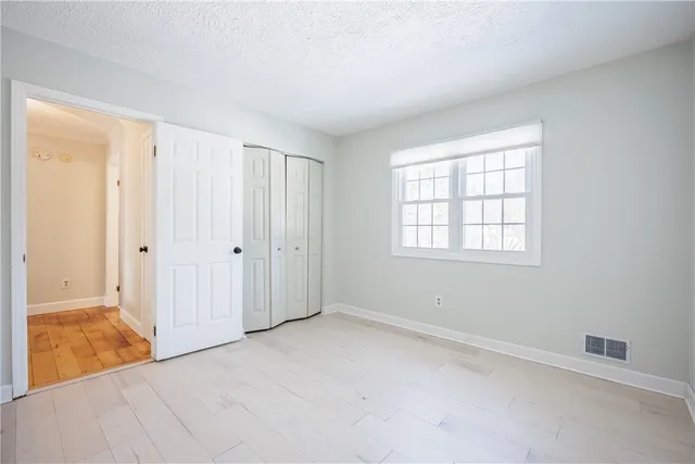 $279,900 | 20 Ashwood Knoll, Chili, NY 14624