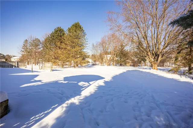 $279,900 | 20 Ashwood Knoll, Chili, NY 14624