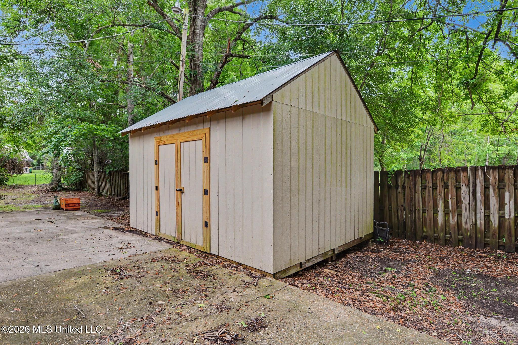 16408 Culbert Road Moss Point, MS 39562 - Photo 20 of 23 020