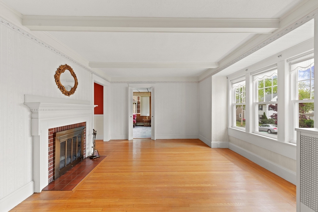 35 Badger Road Medford, MA 02155 - Photo 7 of 30