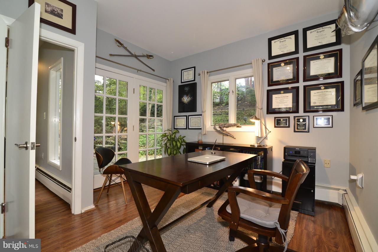 9944 Lawyers Road Vienna, VA 22181 - Photo 7 of 30 Wonderful main level office