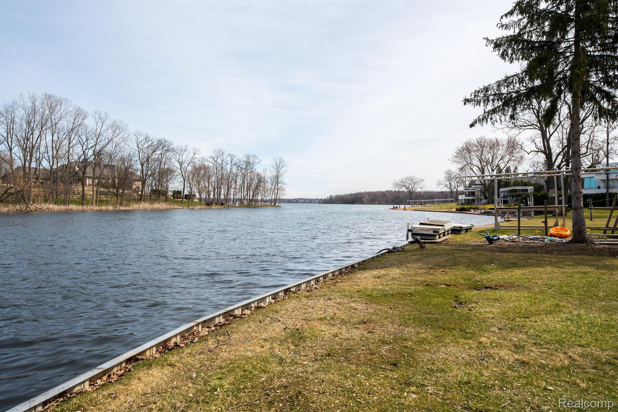 4851 Commerce Road West Bloomfield, MI 48324 - Photo 53 of 71 Gallery Image 53